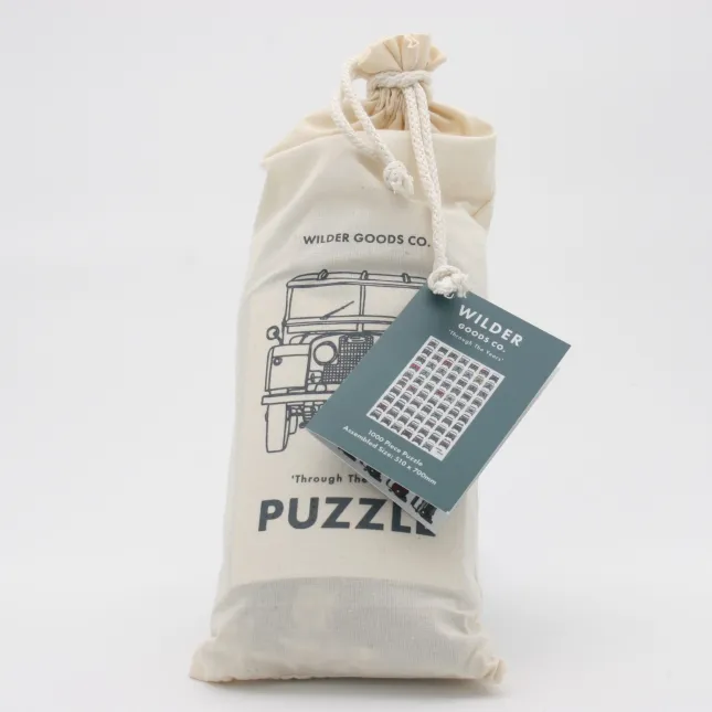 1000 piece Jigsaw, in drawstring bag